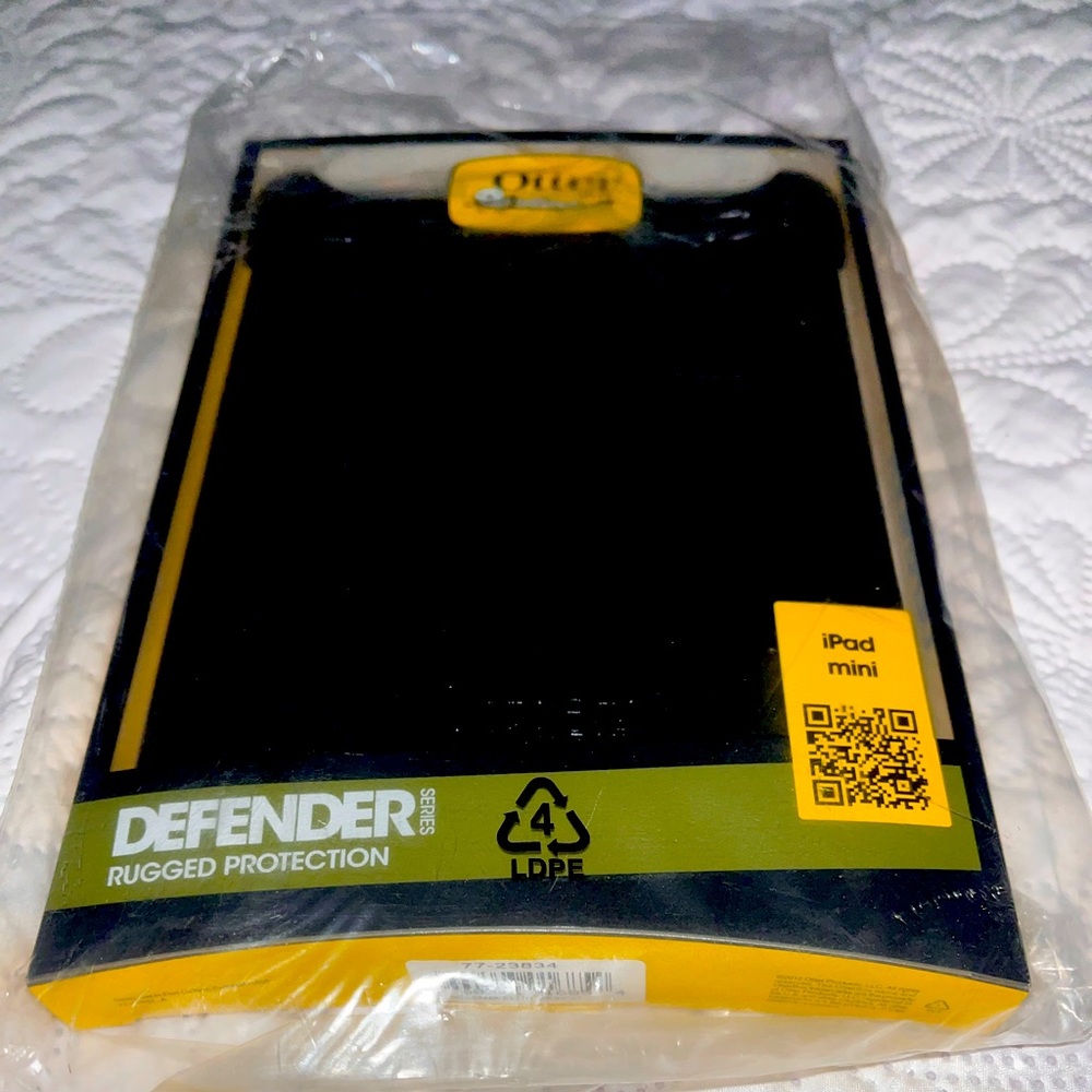Otterbox Defender for iPad Mini New